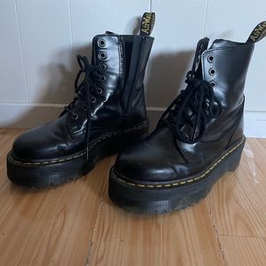 Platform Jadon platform Dr. martens size 7